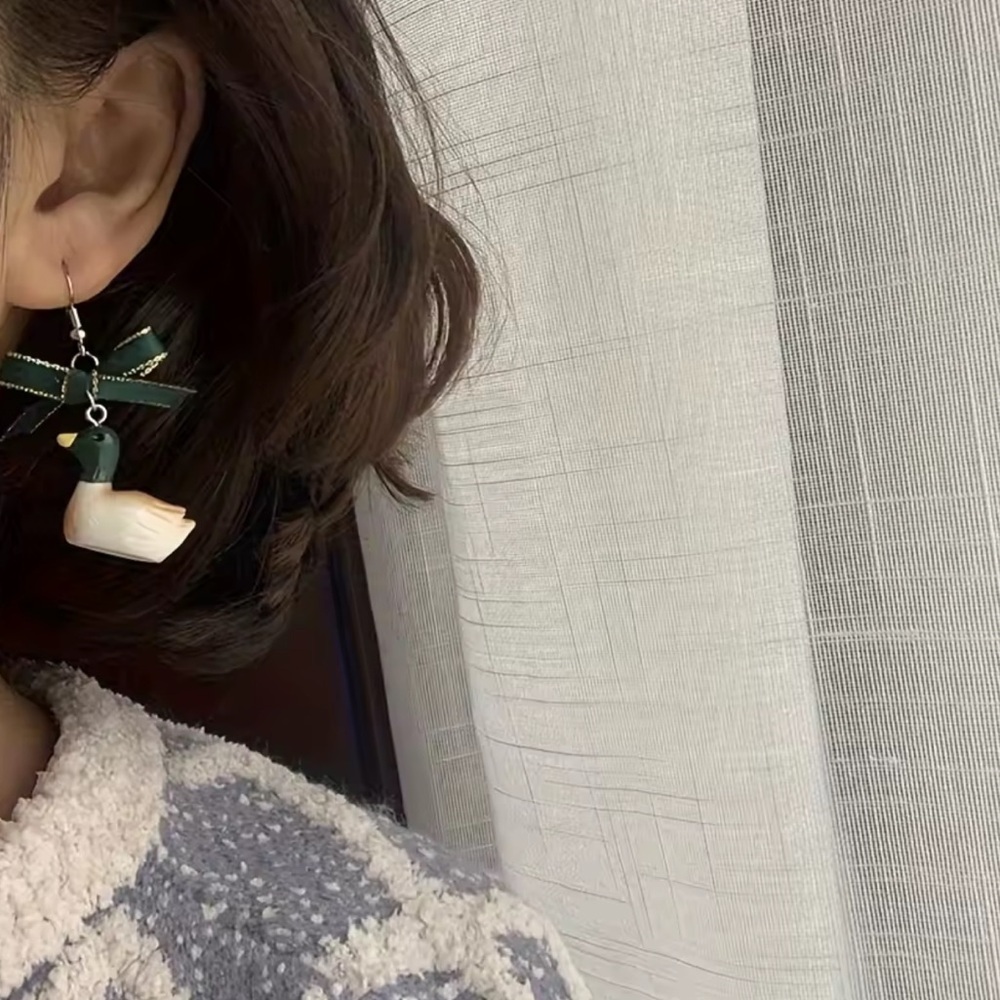 Vintage Cute Duck Earrings with Green Bows